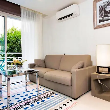 Apartment Cannes Croisette Next To The Carlton Hotel Cannes